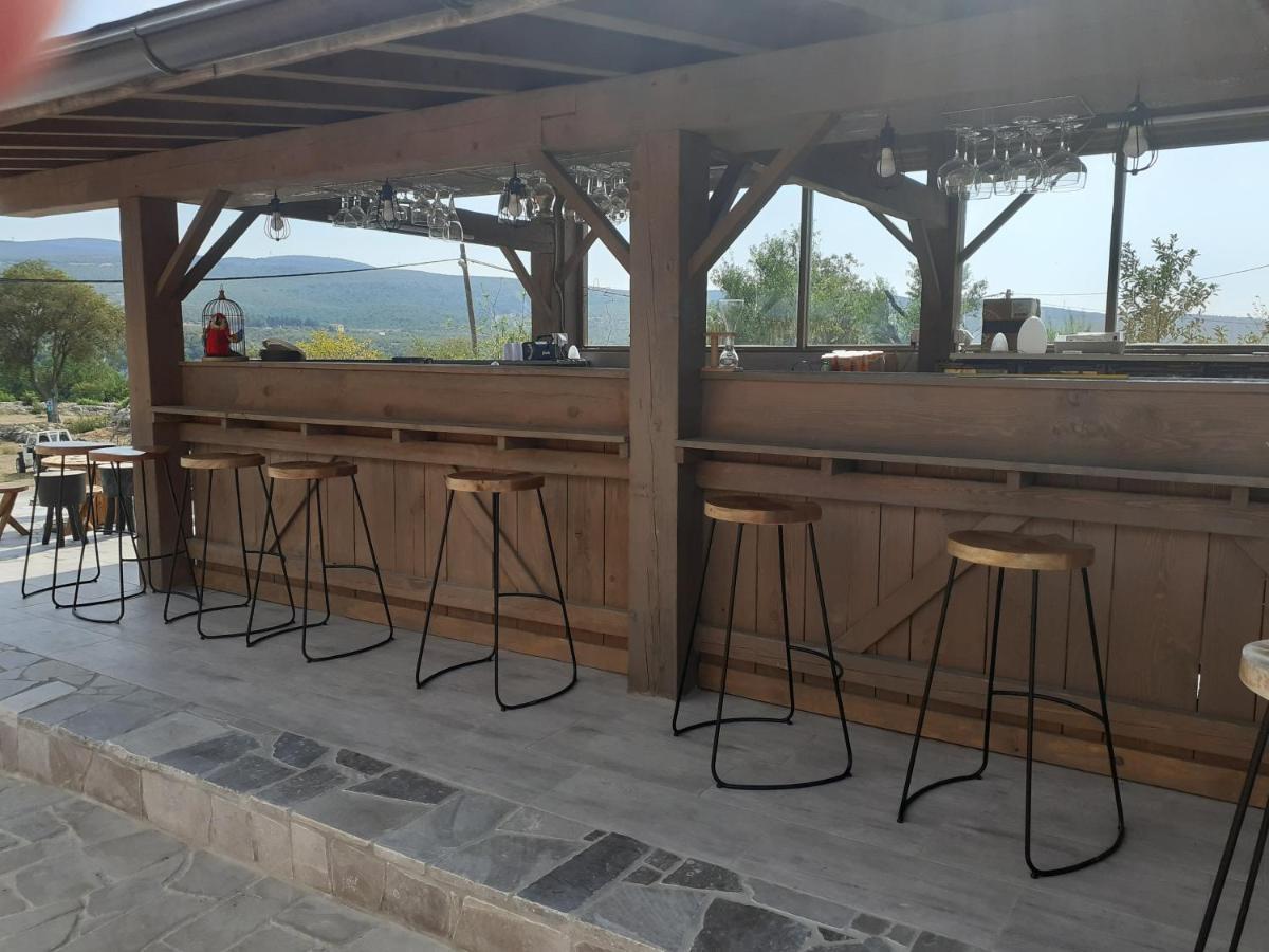 Hotel B&B Mama Mia Obrovac Dış mekan fotoğraf