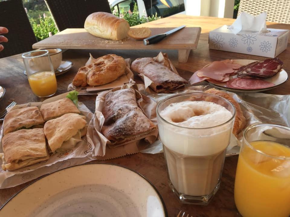 Hotel B&B Mama Mia Obrovac Dış mekan fotoğraf