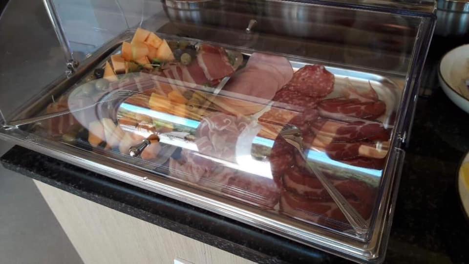 Hotel B&B Mama Mia Obrovac Dış mekan fotoğraf